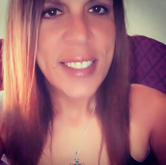 Christine Vannorman - Poshmark Profile Picture of Christine Vannorman (@keyondresgamma) on Poshmark