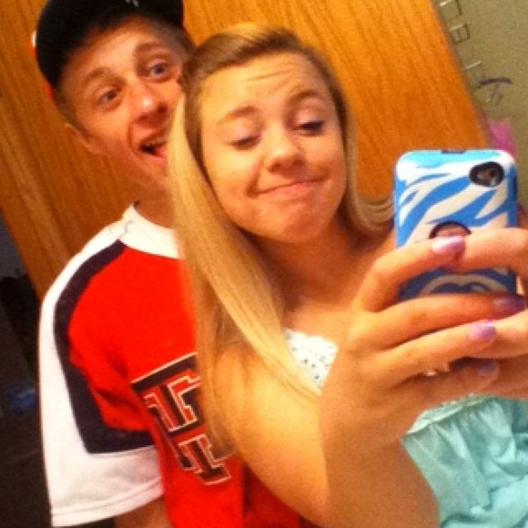 Profile Picture of Jodi Sterwald (@jodisterwald) on Poshmark