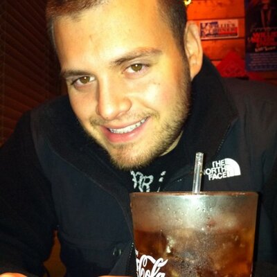 Profile Picture of Kyle Viveiros (@KyleVivs9) on Twitter