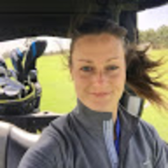 Profile Picture of Lisa Coe (@lisacoe12) on Poshmark