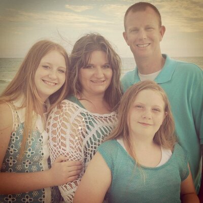 Profile Picture of Bobbie Smith (@remembermefoto) on Twitter