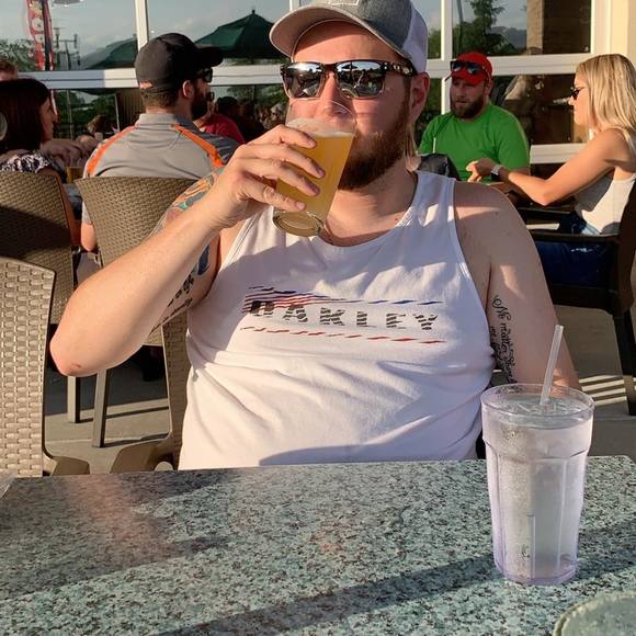 Profile Picture of Chris Maye (@cmnike19) on Poshmark
