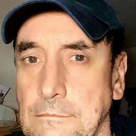 Profile Picture of Mariusz Szczurowski (@MariuszSzczuro1) on Twitter