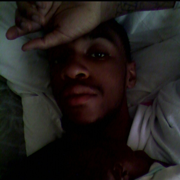 Profile Picture of Tae King (@taeking) on Poshmark