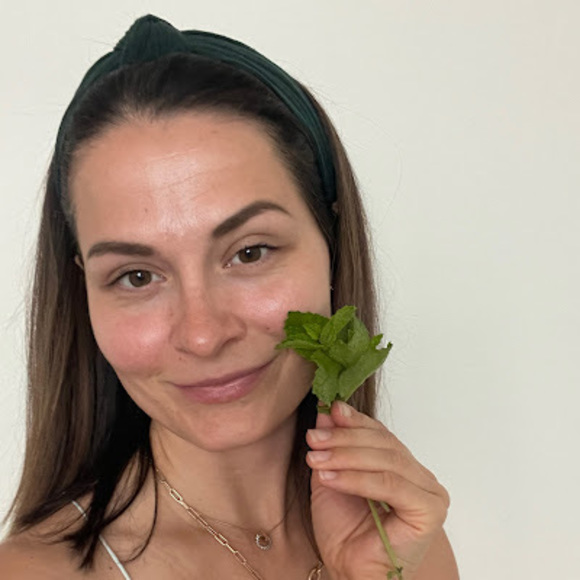 Profile Picture of Natalia Drigo (@rabotalexns) on Poshmark