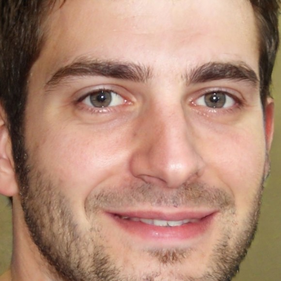 Profile Picture of Corene Davis (@corene_davis) on Poshmark