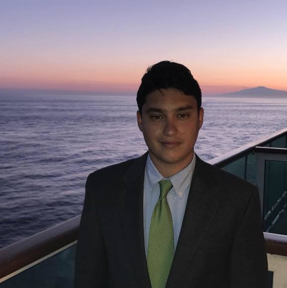 Profile Picture of Armando Pazos (@pazosarmando7) on Poshmark