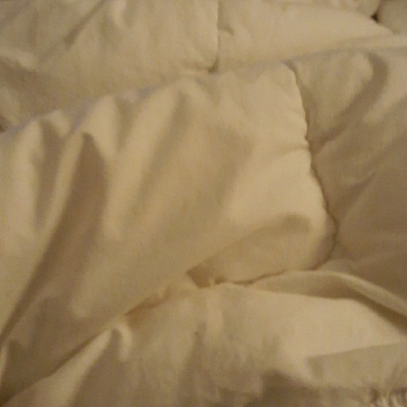 Profile Picture of Casey Causey (@casecarrie) on Poshmark