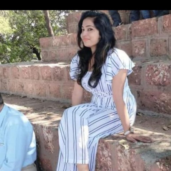 Profile Picture of Preeti Mishra (@preetimishra574) on Poshmark