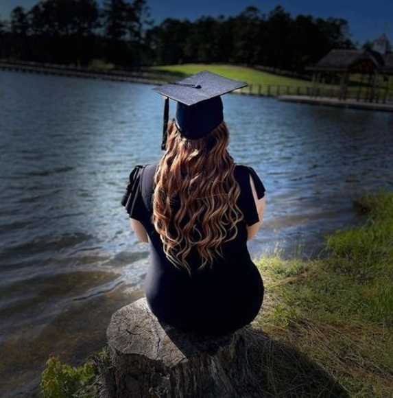 Profile Picture of Areial Earls (@aearls_brat69) on Poshmark