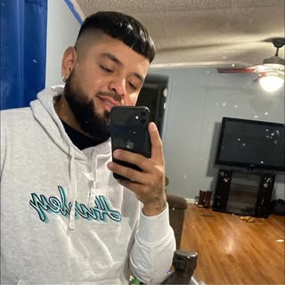 Profile Picture of Tony Becerra (@estrada_tony) on Instagram