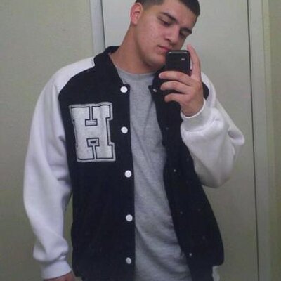 Profile Picture of Matthew Olvera (@mattveria) on Twitter