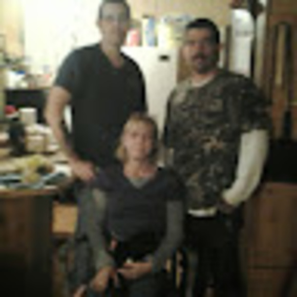 Profile Picture of Sara Cotham (@saracotham) on Poshmark