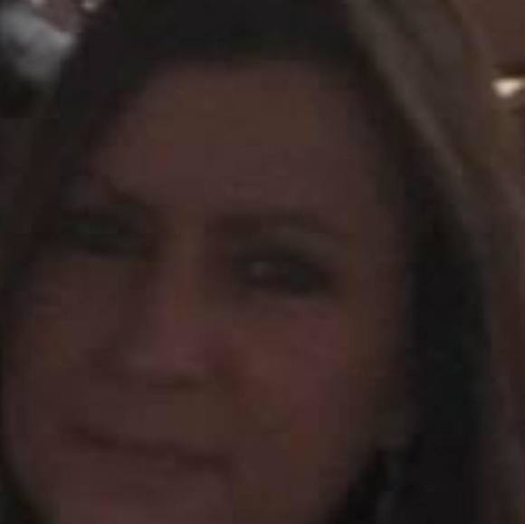 Profile Picture of Paula Sockwell (@bch2pch) on Poshmark