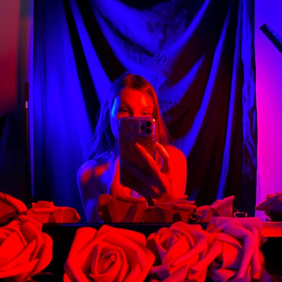 Profile Picture of Kerri Margera (@kmargera) on Poshmark