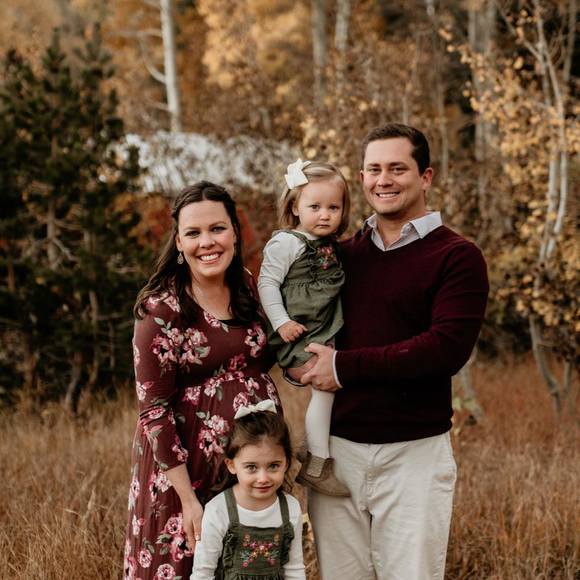 Profile Picture of Heather Conroy (@heather_conroy) on Poshmark