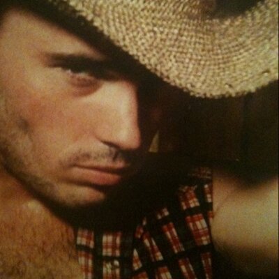 Profile Picture of Justin Flemming (@boofhead1979) on Twitter