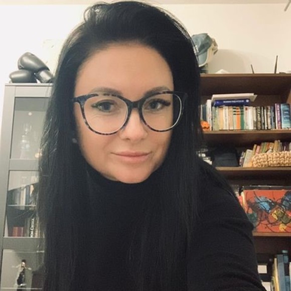 Profile Picture of Markéta Bartáková (@marketa228) on Poshmark