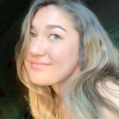 Profile Picture of Grace 🌺 (@graciesharp01) on Twitter