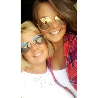 Profile Picture of Abby Molinsky (@abbymolinsky) on Twitter