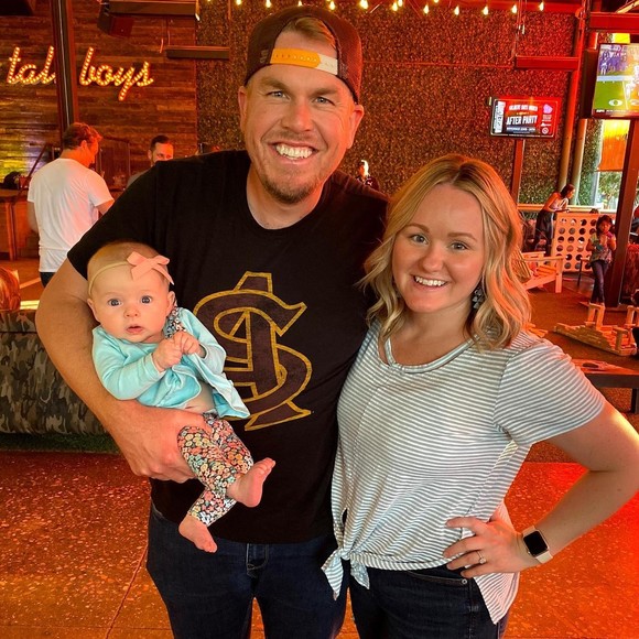 Profile Picture of Emily Robberson (@emilyrobberson) on Poshmark