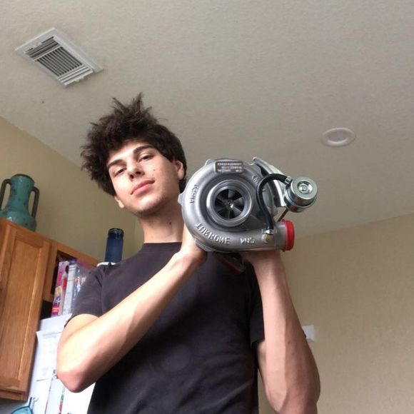 Profile Picture of Aaron Berkofsky (@aaronb1874) on Poshmark