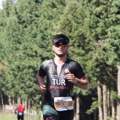 Profile Picture of Ömer Faruk Kutluer (@AdamStandart) on Twitter