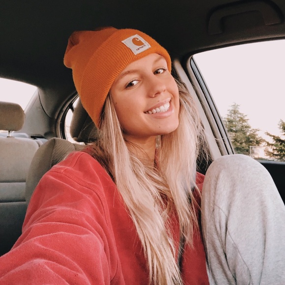 Profile Picture of Emory Mahaley (@emahaley155) on Poshmark