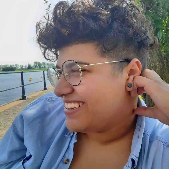 Profile Picture of Zeina Aboujaoude (@zeinaaboujaoude) on Poshmark