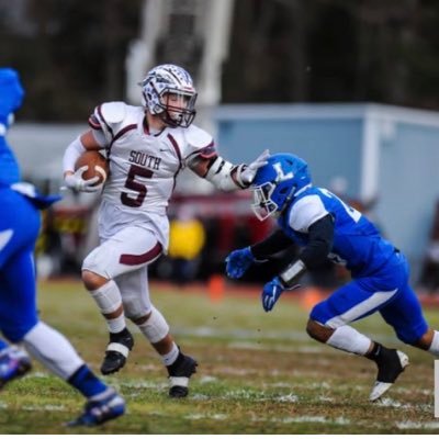 Profile Picture of Travis Squire (@ballertrav2922) on Twitter