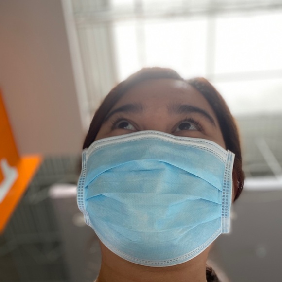 Profile Picture of James Leoni (@jamesleoni) on Poshmark