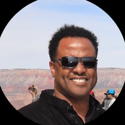 Profile Picture of D Victor Edwards (@DVEAZ) on Twitter