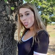 Profile Picture of Emilee Curry (@EmileeCurry17) on Twitter