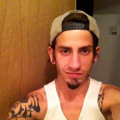 Profile Picture of Patrick Perron (@0Perron) on Twitter