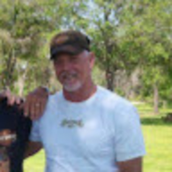 Profile Picture of David Lovell (@david_lovell) on Poshmark