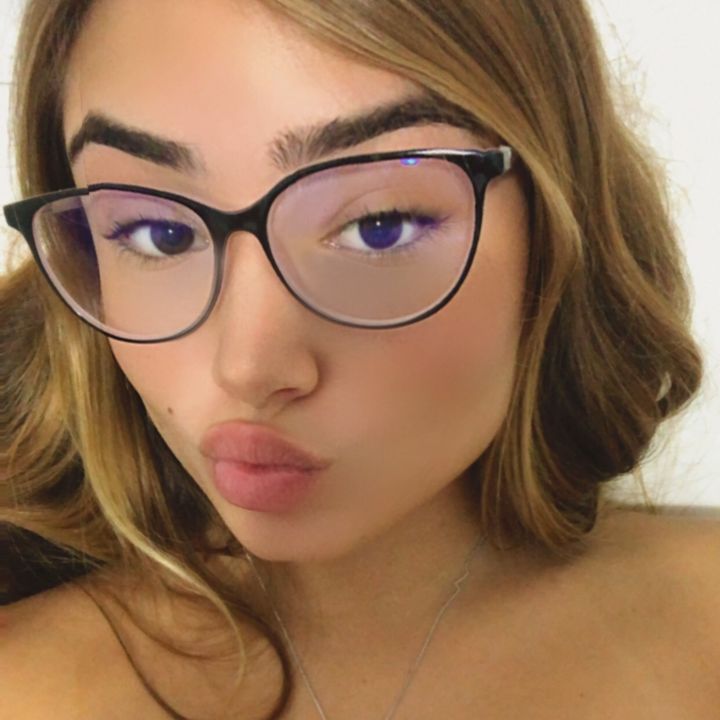Profile Picture of Amanda Almeida (@@amandadias.alm) on Tiktok