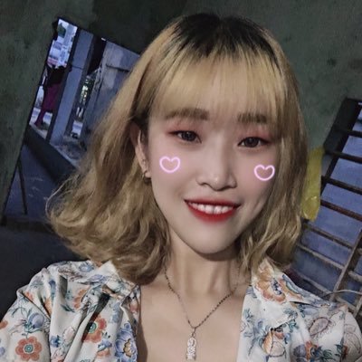 Profile Picture of Duyên Phạm (@DuyenPham050198) on Twitter