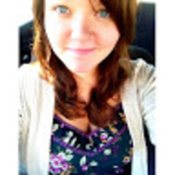 Profile Picture of Margaret Cameron (@maggiemight) on Poshmark