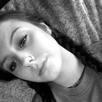 Profile Picture of Amber Murdock (@ambermurdock13) on Twitter