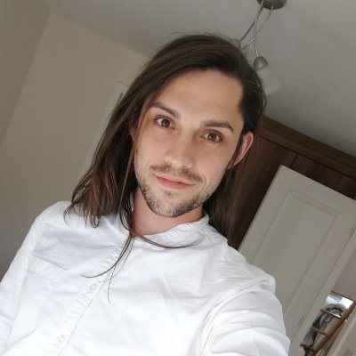 Profile Picture of Chris Melling (@Eritey2) on Twitter