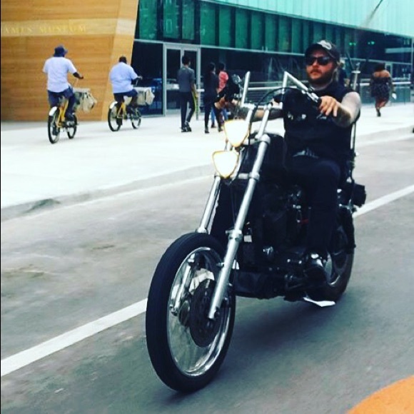 Thomas Fiffick - Poshmark Profile Picture of Thomas Fiffick (@thomasfiffick) on Poshmark