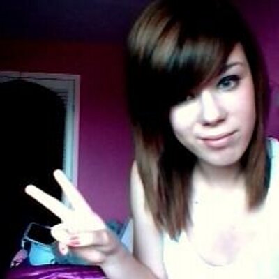 Profile Picture of Emily Scattergood (@emmdubzz) on Twitter