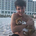 Profile Picture of Луна Мендес ❄ (@lunashawn_) on Instagram