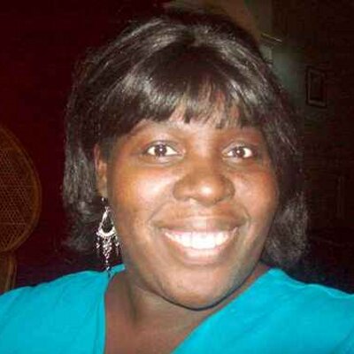 Profile Picture of Stacy Edwards-tomdio (@connectdotson) on Twitter