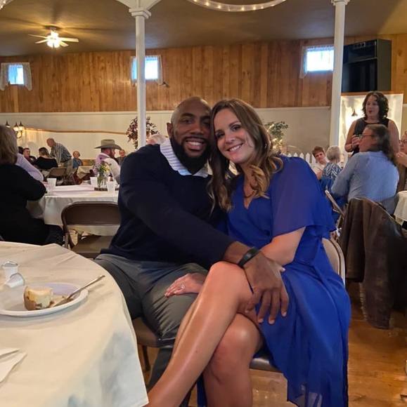 Profile Picture of Eric Williams (@efly42000) on Poshmark