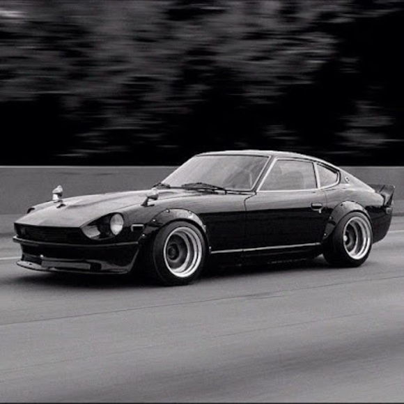 Profile Picture of Lorenzo alejandro Fuentes-alvarado (@lalejandrofa) on Poshmark