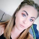 Profile Picture of Heather Kuntz (@redlips__winesips) on Instagram