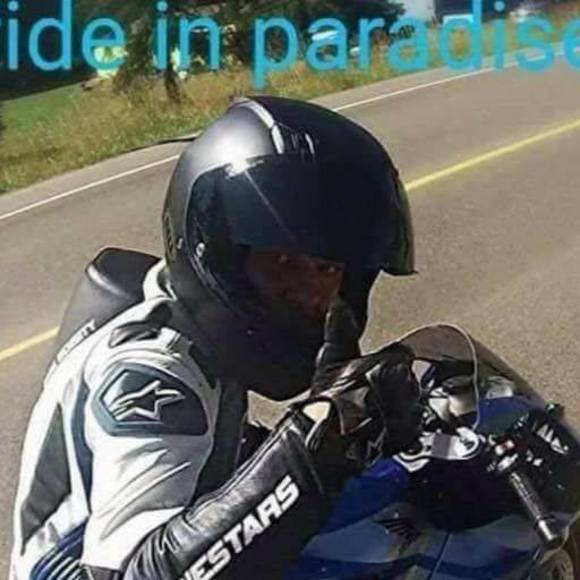 Anders Blicher - Poshmark Profile Picture of Anders Blicher (@andersjodie) on Poshmark