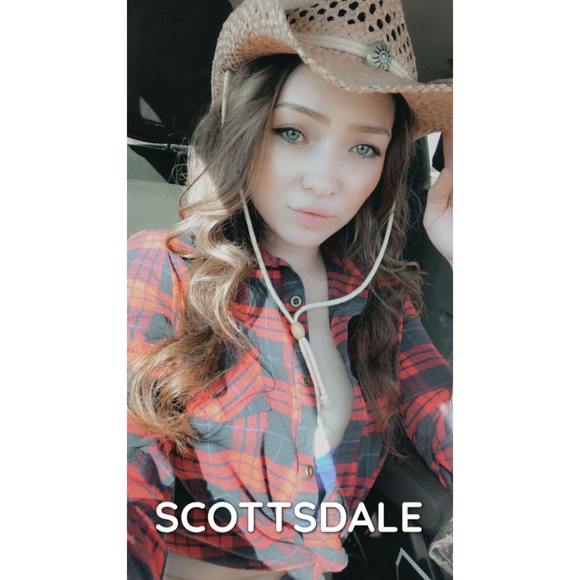 Profile Picture of Mikey Marjerrison (@mikelynjo) on Poshmark