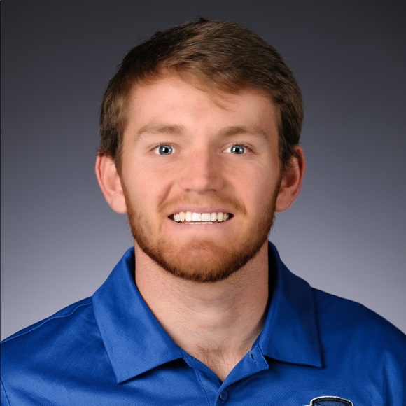 Profile Picture of Aaron Cheek (@keepcheek) on Poshmark